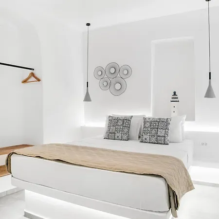 August Apartment